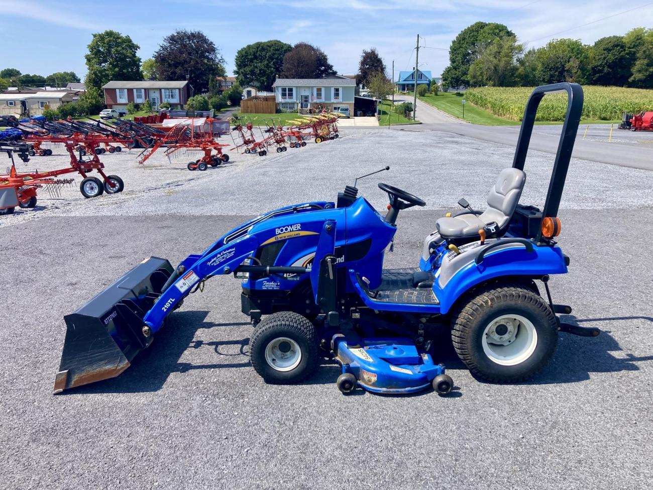 2005 NEW HOLLAND TZ18DA SUB-COMPACT TRACTOR