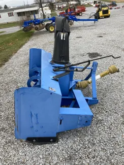 NEW HOLLAND 84", 3 PT. SNOWBLOWER - Side
