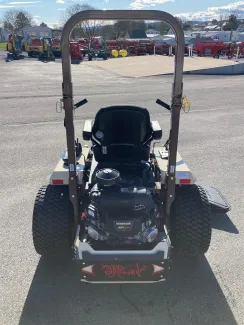 Grasshopper 328G w/ 61" Deck