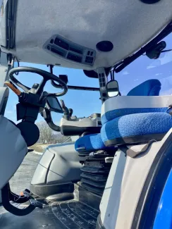 2015 NEW HOLLAND T7.245