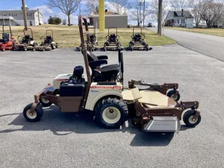 2026 GRASSHOPPER 727 W/ EFI ZERO-TURN MOWER