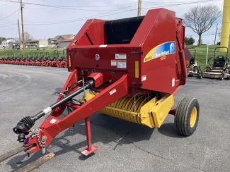 2009 NEW HOLLAND BR7050 ROUND BALER