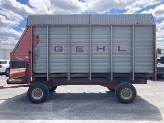GEHL 970 FORAGE WAGON