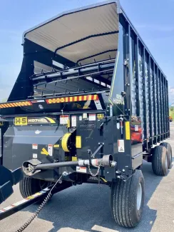 2024 H&S FB745219 FORAGE BOX