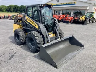 NEW HOLLAND L334 SKID-STEER