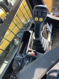 2026 GEHL V325 SKID-STEER