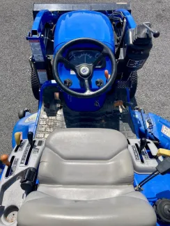 2005 NEW HOLLAND TZ18DA SUB-COMPACT TRACTOR