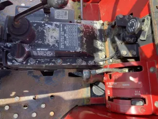 1990 CASE IH 245 TRACTOR
