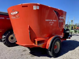 2013 KUHN/KNIGHT VT144 VERTICAL MIXER