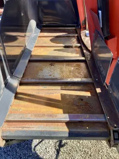 2013 KUHN/KNIGHT VT144 VERTICAL MIXER