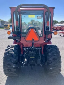 2019 MAHINDRA 1626 W/ CAB