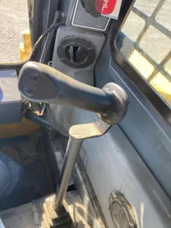 2011 GEHL 5640E SKID-STEER