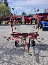 NEW HOLLAND 163 HAY TEDDER