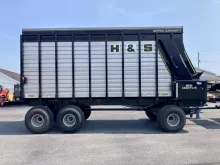 2024 H&S FB745219 FORAGE BOX